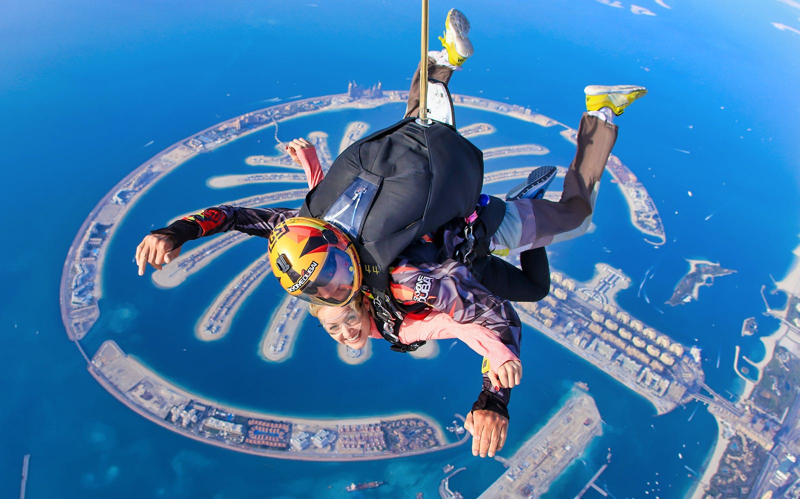 9e1bd9d2-272e-49c3-8326-c2f8ff64a0b1-10225-amsterdam-skydive-dubai--tandem-skydiving-at-palm-drop-zone-01